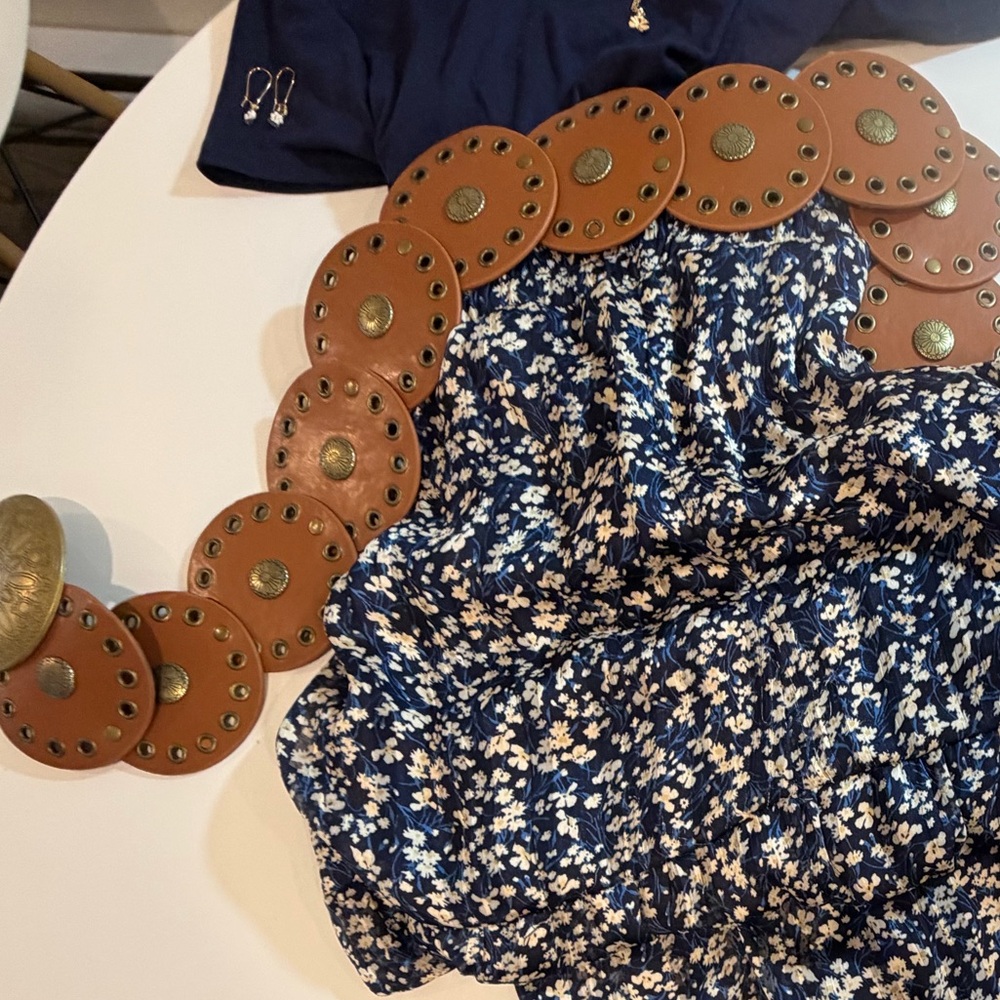 🤠 Brassy Gold & Brown Y2K Concho Belt
